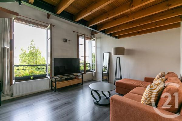 Immeuble à vendre  245 m 2   JOINVILLE LE PONT  - 94