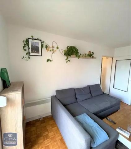 Appartement à louer 2 pièces 46.02m²