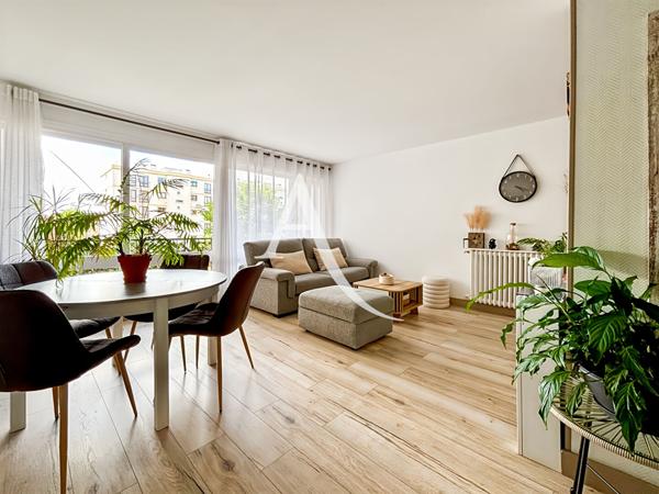 Appartement Bois d'Arcy 4 pièce(s) 74.7 m2