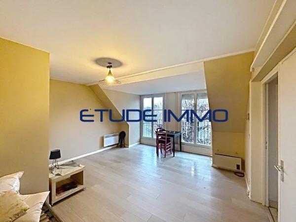 STUDIO A VENDRE - LILLE VIEUX LILLE - 32.09 m 2 - 66 000 €