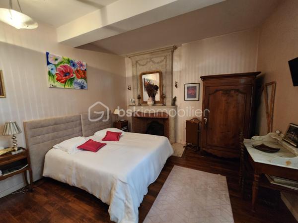 Maison en pierre de 250 m²