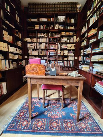 Maison en pierre de 250 m²