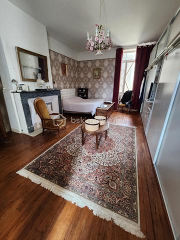 Maison en pierre de 250 m²