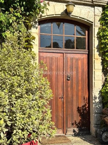 Maison en pierre de 250 m²