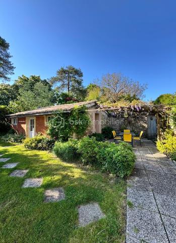 Maison en pierre de 250 m²