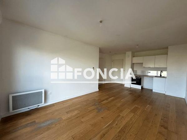 Location Appartement 2 pièces 42.4 m² - RESIDENCE LUMINESENS 3 - 58 RUE DE LONDRES PORTE B27 Lens 62300