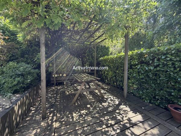 Vente                                                      Maison
                        
                     7 pièces                      170 m2                     à Sucy-en-Brie