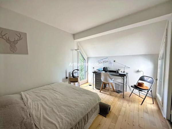 Vente                                                      Maison
                        
                     7 pièces                      170 m2                     à Sucy-en-Brie
