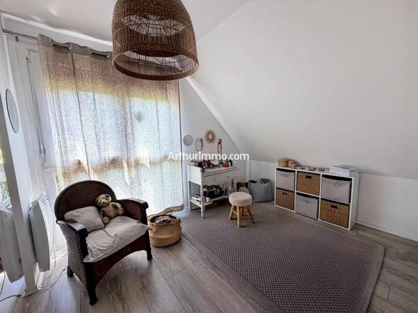 Vente                                                      Maison
                        
                     7 pièces                      170 m2                     à Sucy-en-Brie