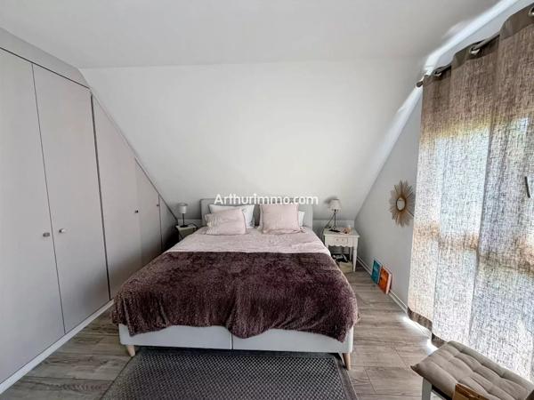 Vente                                                      Maison
                        
                     7 pièces                      170 m2                     à Sucy-en-Brie