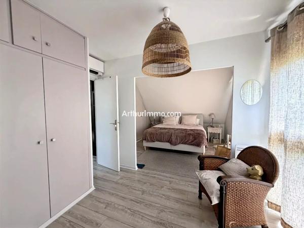 Vente                                                      Maison
                        
                     7 pièces                      170 m2                     à Sucy-en-Brie