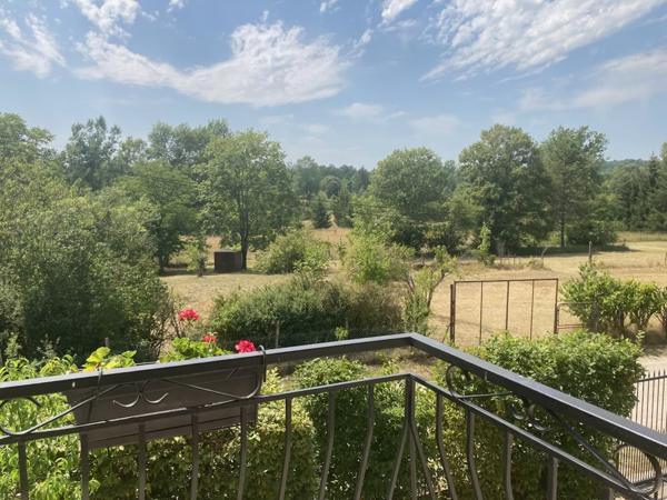 A 10 min AMBERIEU EN BUGEY - Villa T7 de 208 m² sur terrain de 1 244 m² Jujurieux (01640)