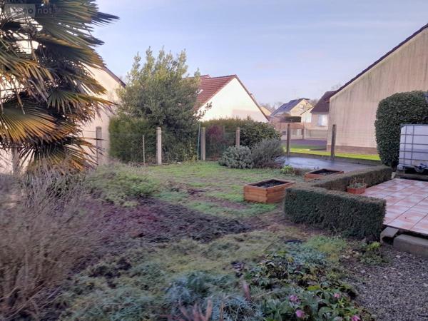 Maison à vendre à Meslay-du-Maine en Mayenne (53170), ref : 53018-1813