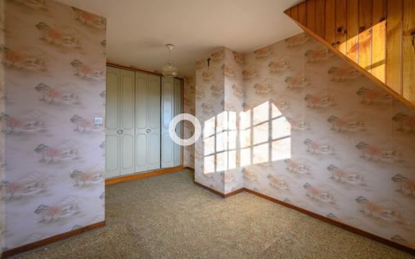 Maison à vendre    5 pièces •  Leers