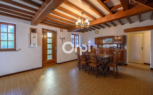 Maison à vendre    5 pièces •  Leers