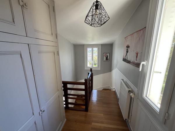 Poitiers (86000) POITIERS HAUTEURS OUEST BELLE MAISON DE VILLE POITEVINE DE 121 M2 AVEC JARDIN 500 M2