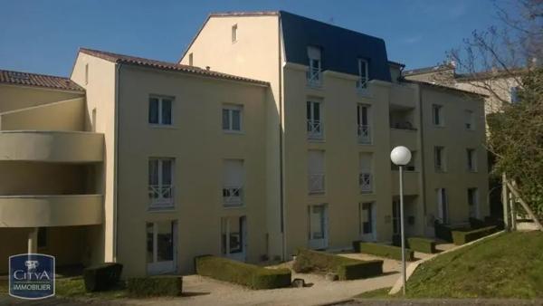 Appartement à louer 2 pièces 35m² Poitiers (86000)
