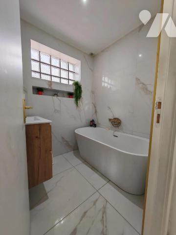 SAINT SAULVE IMMEUBLE COMPRENANT MAISON AVEC TERRAIN DEPENDANCES ET GARAGE 