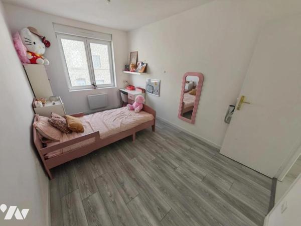 SAINT SAULVE IMMEUBLE COMPRENANT MAISON AVEC TERRAIN DEPENDANCES ET GARAGE 