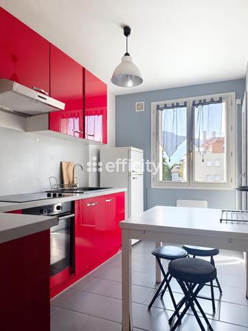 Appartement
         5 pièces
        - 68 m² Exclusivité 128 000 € *