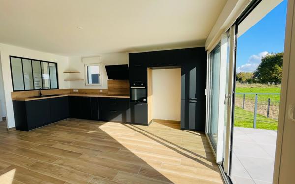 Appartement à vendre    3 pièces • 71 m2 Bischwiller