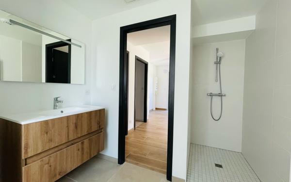 Appartement à vendre    3 pièces • 71 m2 Bischwiller