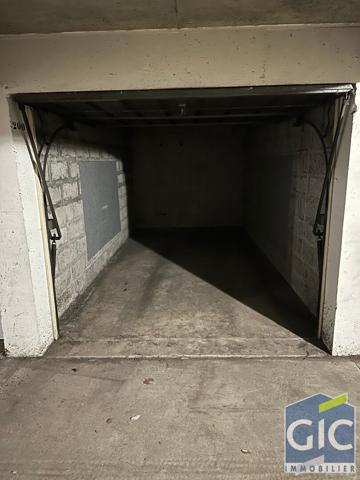 A LOUER GARAGE GRANDE DELLE A HEROUVILLE ST CLAIR