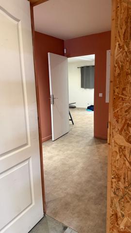 LOCAL D'ACTIVITE 270 M²