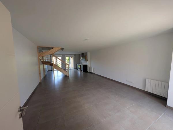 Location Maison 5 pièces 104 m2 à Clairoix