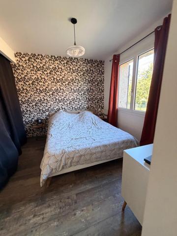 Maison
         5 pièces
        - 140 m² 200 500 € *