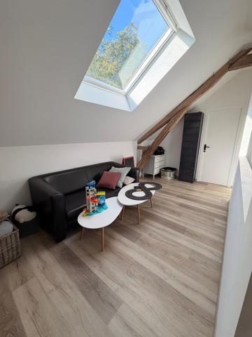 Maison
         5 pièces
        - 140 m² 200 500 € *