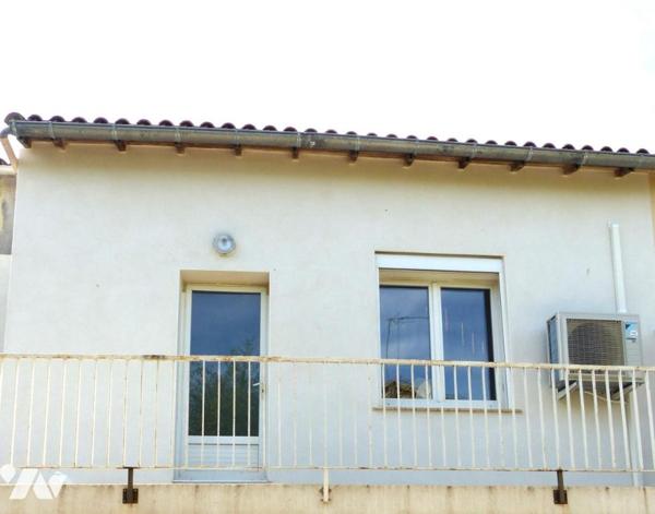 A VENDRE APPARTEMENT T1 BIS RENOVE  par PLANTIER NOTAIRES à VERGEZE