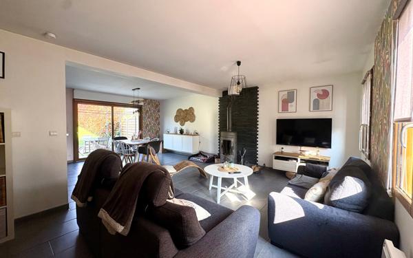 Maison à vendre    5 pièces • 120 m2 Hébécourt