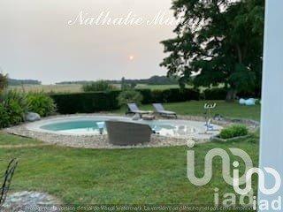 Maison à vendre 11 pièces 300 m² Breuillet