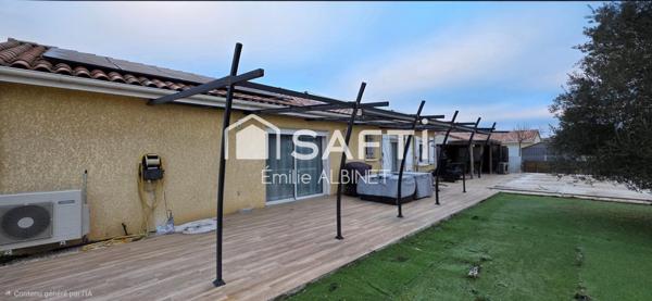 Maison 95 m² sur 595 m² de jardin avec piscine