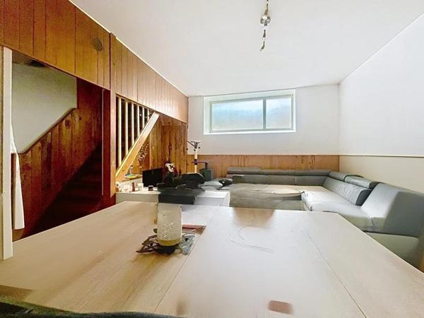 URGENT À VENDRE – Appartement avec studio indépendant au cœur de Salins-les-Bains