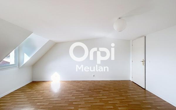 Appartement à vendre    4 pièces • 110,07 m2 Les Mureaux