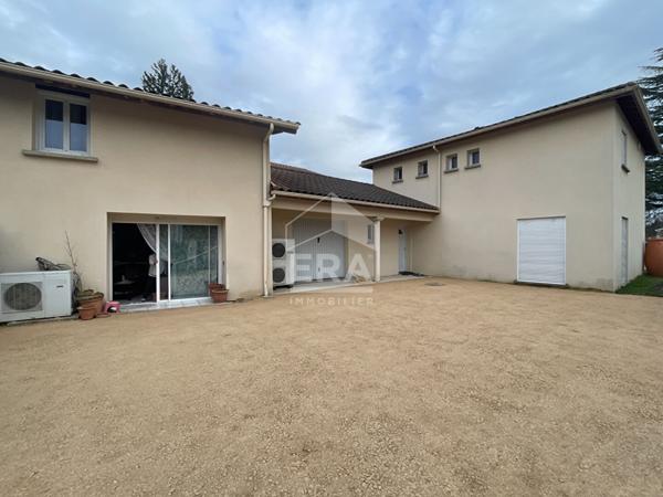 Villa 221 m2, 5 pièces avec dependance
