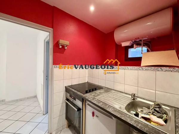 Vente                                                      Appartement
                        
                     1 pièces                      27 m2                     à Coulommiers