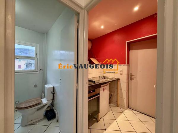 Vente                                                      Appartement
                        
                     1 pièces                      27 m2                     à Coulommiers