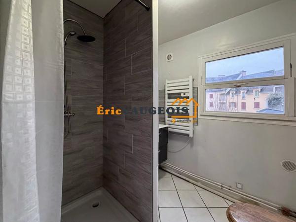 Vente                                                      Appartement
                        
                     1 pièces                      27 m2                     à Coulommiers