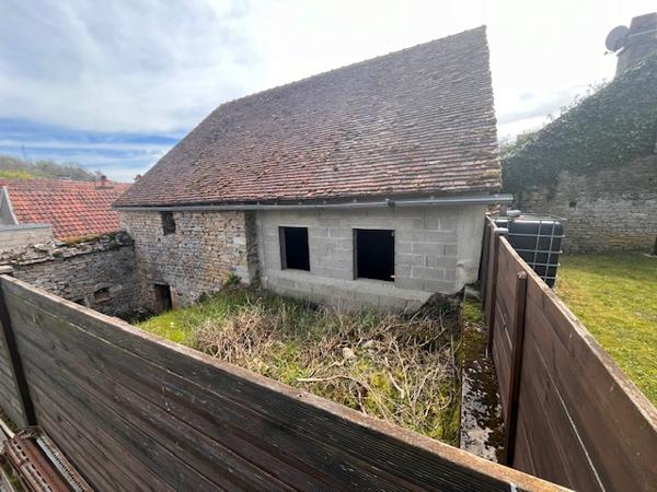 Achat maison Grancey-le-Château-Neuvelle - 3 pièce(s) - 83 m² - 75 000 €