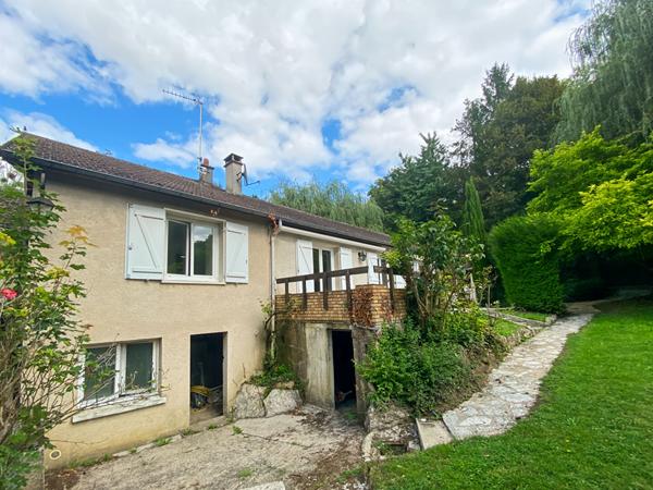 Propriété de 186m² en plein coeur de village