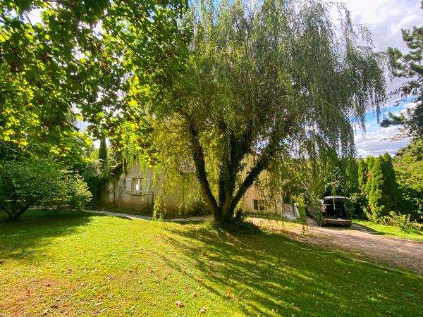 Propriété de 186m² en plein coeur de village