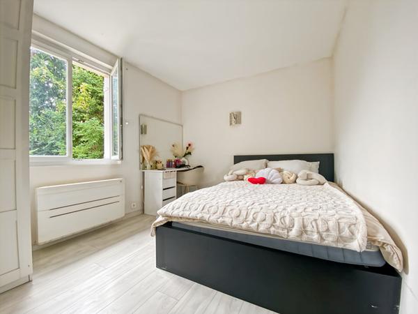 Propriété de 186m² en plein coeur de village