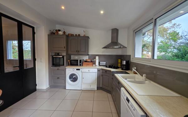 Maison à vendre    4 pièces • 118,25 m2 Mont-de-Marsan