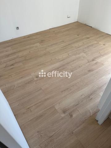 Appartement
         3 pièces
        - 60 m² 209 000 € *
