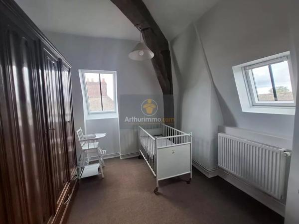 Vente                                                      Propriété
                        
                     12 pièces                      285 m2                     à Rozay-en-Brie