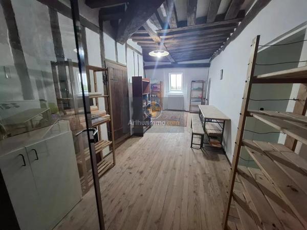 Vente                                                      Propriété
                        
                     12 pièces                      285 m2                     à Rozay-en-Brie