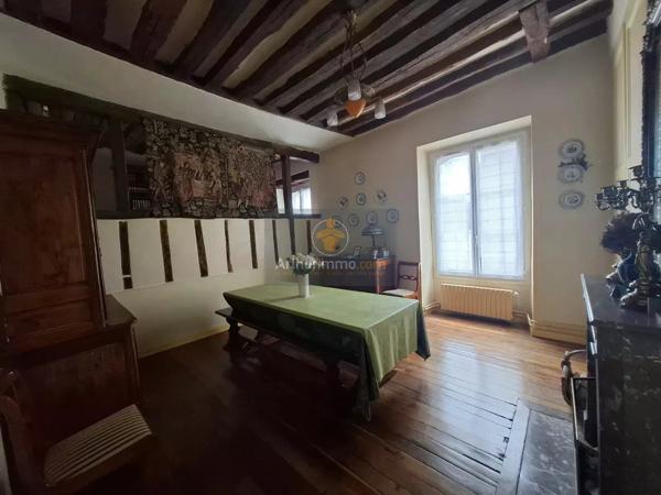 Vente                                                      Propriété
                        
                     12 pièces                      285 m2                     à Rozay-en-Brie